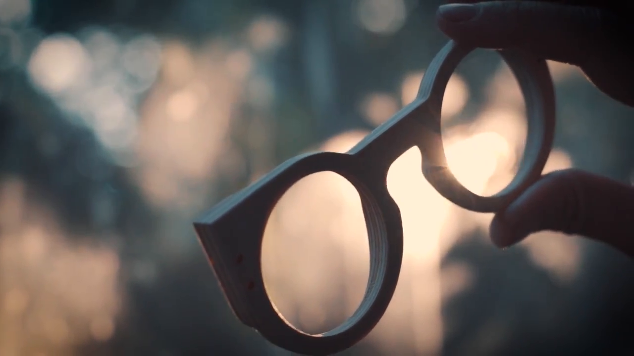OO Eyewear par Prototip Studio : la Roumanie sort du bois 