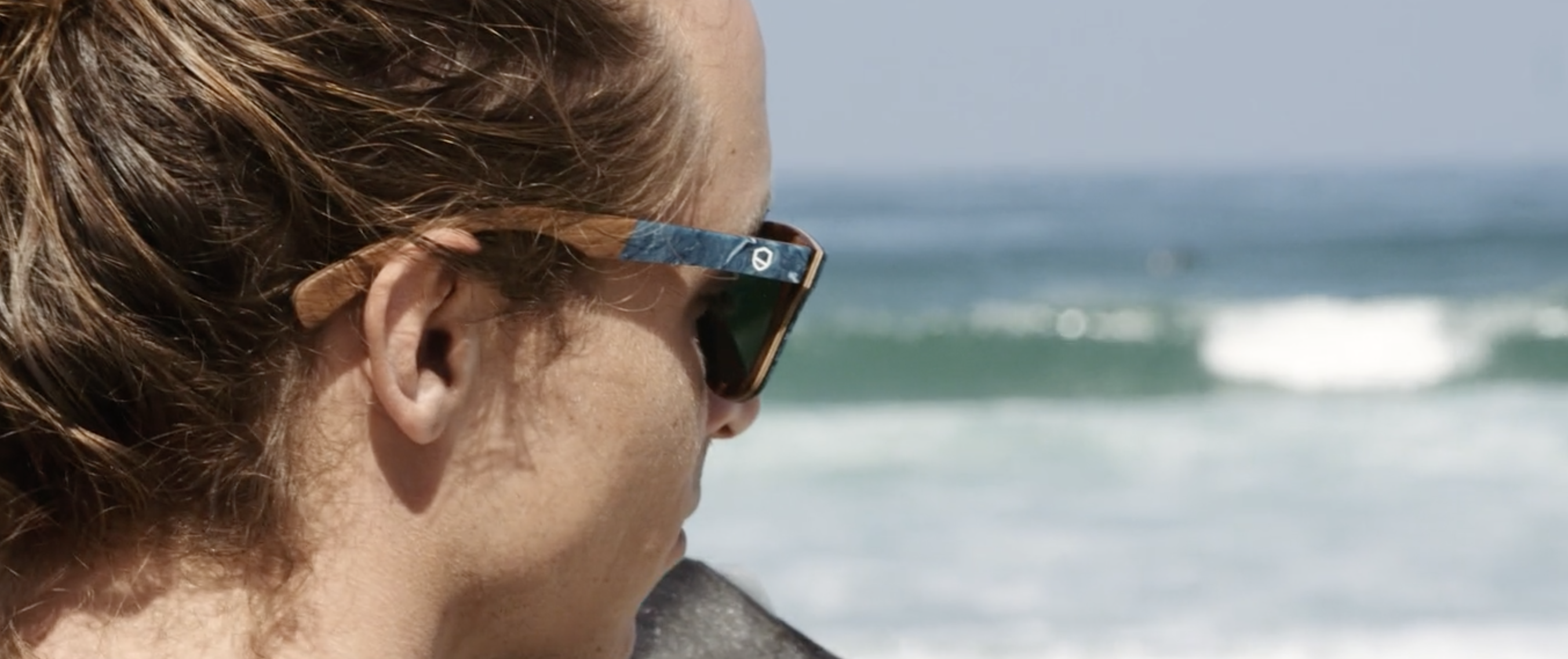 Shwood et Shaper en duo : lunettes à l'esprit surf